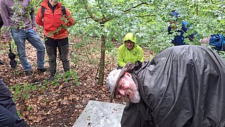 Christian Köbele, 1.Vorsitzender LARS bei der Inspektion des Hochbehälters